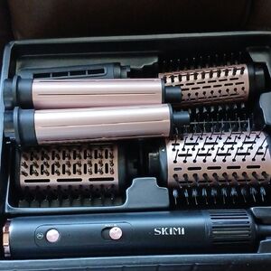 High-Speed 6 In‑1 Hair Dryer Brush - Gold.     D